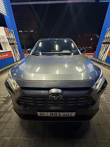 салон на 210: Toyota RAV4: 2019 г., 2.5 л, Автомат, Гибрид, Кроссовер — 4
