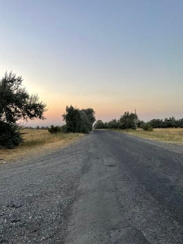 продается дом село сокулук: Продаю Кошара, 50 соток, Действующий, Без оборудования, Электричество — 29