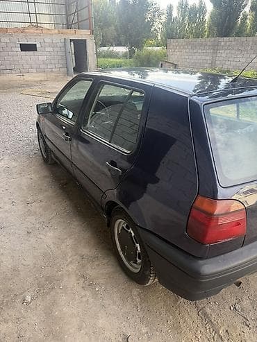 Транспорт: Volkswagen Golf: 1994 г., 1.6 л, Механика, Бензин, Хэтчбэк — 4