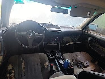 ош е34: BMW 5 series: 1990 г., Седан — 1