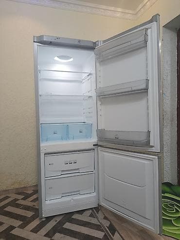 куплю рабочий холодильник: Холодильник Pozis, Б/у, Двухкамерный, De frost (капельный), 60 * 165 * 60 — 6