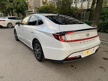 Транспорт: Hyundai Sonata: 2022 г., 2 л, Автомат, Гибрид, Седан — 8