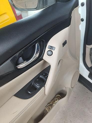 Продажа авто: Nissan Rogue: 2019 г., 2.5 л, Автомат, Бензин, Кроссовер — 2