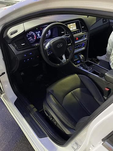 юиз: Hyundai Sonata: 2020 г., 2 л, Автомат, Газ, Седан — 5