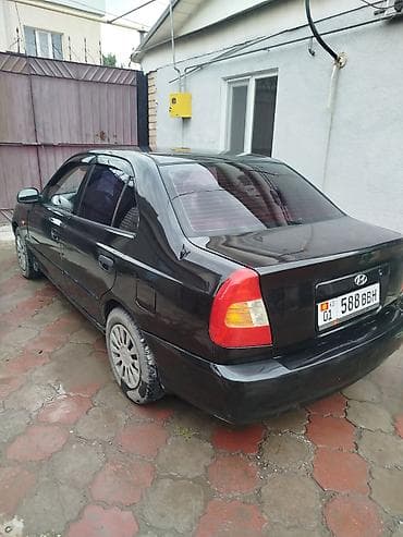 Hyundai Accent: 2006 г., 1.6 л, Механика, Бензин, Седан — 3