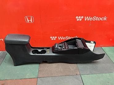 saka diska: Консоль центральная Kia Stonic YB D4FB 2018 (б/у) — — — — — — 3