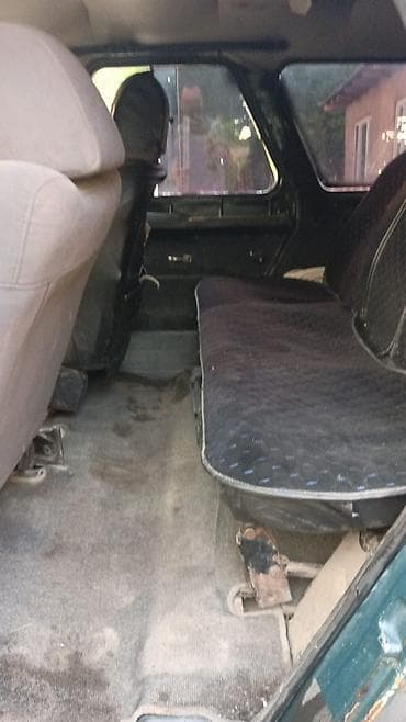 ош ишкаван: УАЗ 469: 2004 г., 2.7 л, Кол менен иштөөчү, Бензин, Жол тандабас — 10