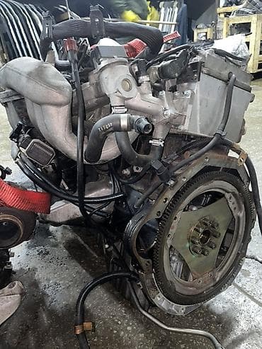 козырек 124: Дизельный мотор Mercedes-Benz 3 л — 4