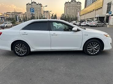 нива битый: Toyota Camry: 2013 г., 2.5 л, Автомат, Гибрид, Седан — 6