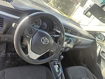 тойота каролла 2012: Toyota Corolla: 2013 г., 1.8 л, Вариатор, Бензин, Седан — 5