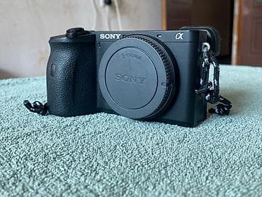 Всем привет! Продаю камеру Sony A 6600 в отличном состоянии . Камера