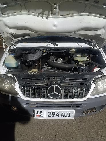 мерс фар: Легкий грузовик, Mercedes-Benz — 10