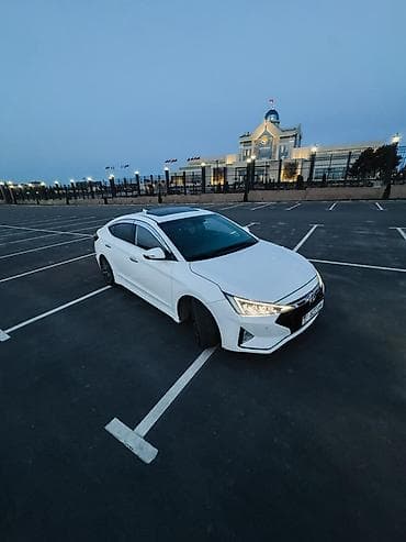 r17 245 45: Hyundai Avante: 2019 г., 1.6 л, Автомат, Бензин, Седан — 1