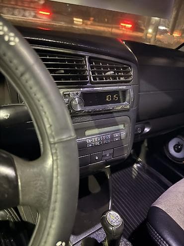 k3 ve: Volkswagen Vento: 1995 г., Ручные, Бензин, Седан — 9