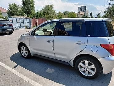 corolla e120: Toyota Ist: 2003 г., 1.5 л, Автомат, Бензин, Хэтчбэк — 4
