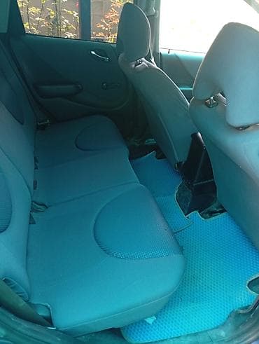 e2 byd: Компактный хэтчбек синего цвета. Основные характеристики по фото: - — 10