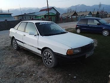 Audi 80: 1989 г., 1.8 л, Механика, Бензин, Седан