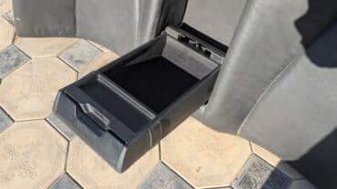 блок управления сидений: Mercedes-Benz S-CLASS
спинка заднего сиденья оригинал без повреждений — 3