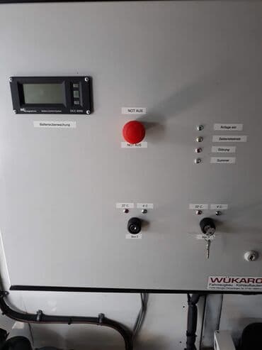 будка рефрижератор: Продаю два холодильных блока(внутренние размеры на фото).Производства — 7