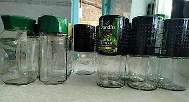 Пустые чистые банки от кофе. 
На некоторых сняты этикетки. 
20 шт