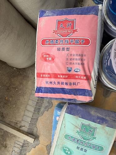 solutions upper: Продам фасадную эластичную шпаклёвку JIUSHENG, 20 кг Продам новую — 2
