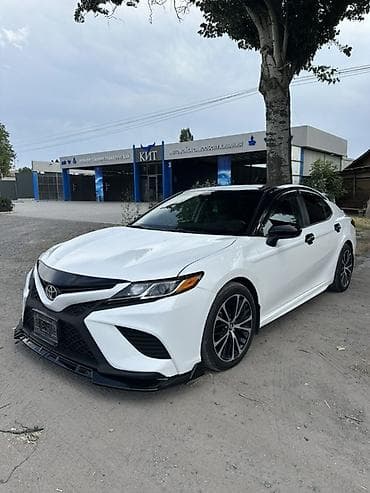 Транспорт: Toyota Camry: 2018 г., 2.5 л, Автомат, Бензин, Седан — 4