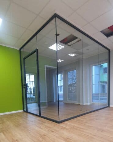 радом: На заказ Цельностеклянная перегородка, Для офиса, Бронированное стекло, Бесплатная доставка, Бесплатная установка, Бесплатный замер — 1