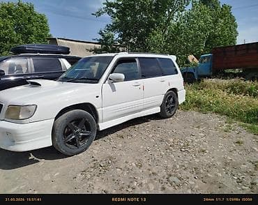 овальный: Subaru Forester: 2001 г., 2 л, Автомат, Бензин, Кроссовер — 2