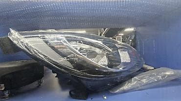 eva kovriki: Передняя левая фара Hyundai — 1