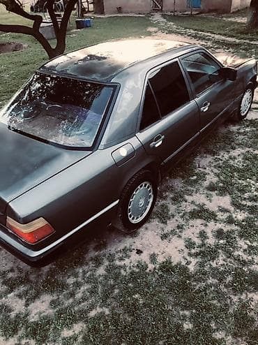 бампер 124 мерс: Mercedes-Benz W124: 1988 г., Ручные, Седан — 2