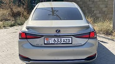 Lexus ES: 2018 г., Вариатор, Гибрид, Седан — 5