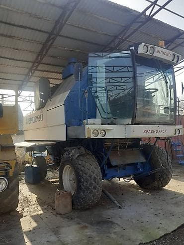 claas: Сельскохозяйственная техника: тракторы К-700/К-701 с навесным — 5