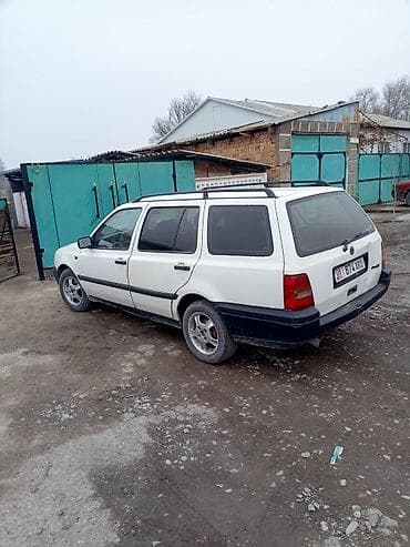 Транспорт: Volkswagen Golf: 1994 г., 1.8 л, Механика, Газ, Универсал — 1