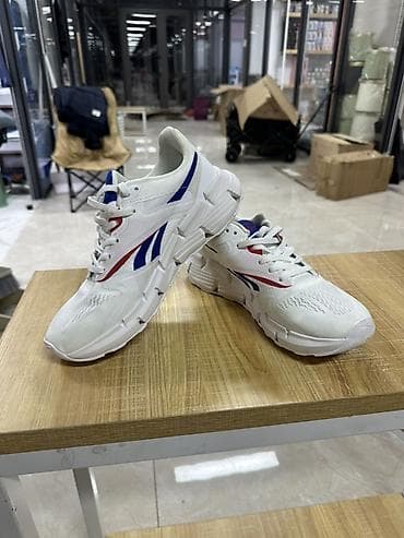 кеды пума: Мужские кроссовки, 40, 41, 42, Reebok, Новый, цвет - Белый, Самовывоз, Бесплатная доставка — 2