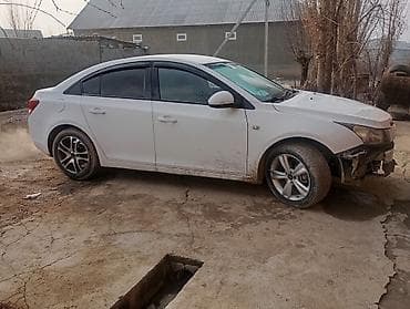 led противотуманки: Chevrolet Cruze: 2011 г., Механика, Седан — 1