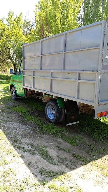 new holland 940: Легкий грузовик, Ford, Стандарт, 3 т, Б/у — 3