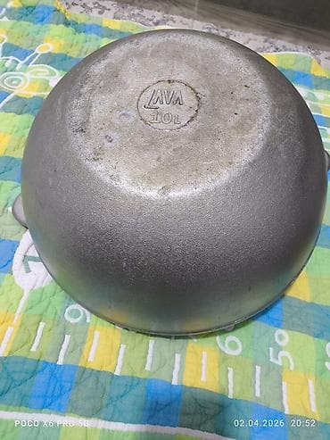 продажа казанов: Срочно алюминиевый казан сатылат,б/у. 10 литр Жаз келатат, эшике — 7