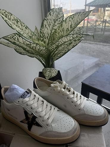 Кроссовки Golden Goose Ball Star Выкупала с сайта,ошиблась с
