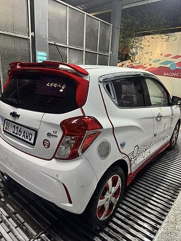 Унаа сатуу: Chevrolet Spark: 2016 г., 1 л, Автомат, Бензин, Хетчбек — 3
