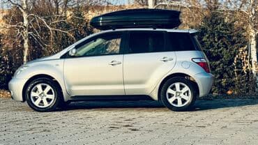 моей доплатой: Toyota ist: 2003 г., 1.5 л, Автомат, Бензиновая, Хэтчбэк — 2