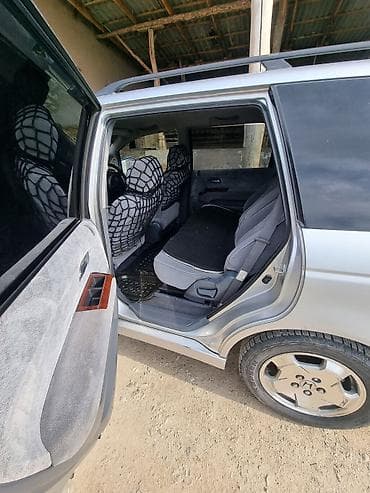 Honda Odyssey: 2000 г., 2.3 л, Автомат, Бензин