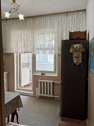 11 микрорайон: 1 комната, 36 м², 12 мкр 106 серия, 9 этаж, Требуется ремонт — 3