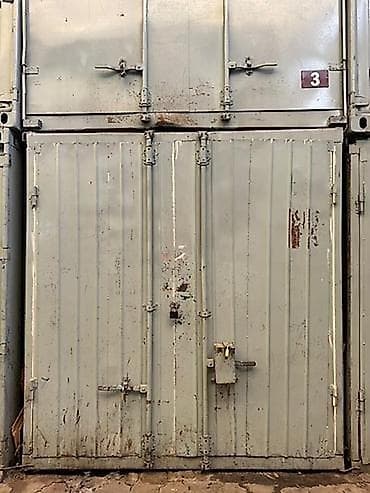 Дордой Сдается в аренду торговые контейнеры20 тонн2 этаж есть