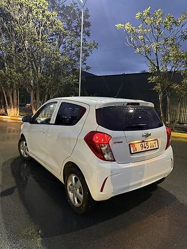 byd plus: Chevrolet Spark: 2020 г., 1 л, Автомат, Бензин, Хэтчбэк — 3