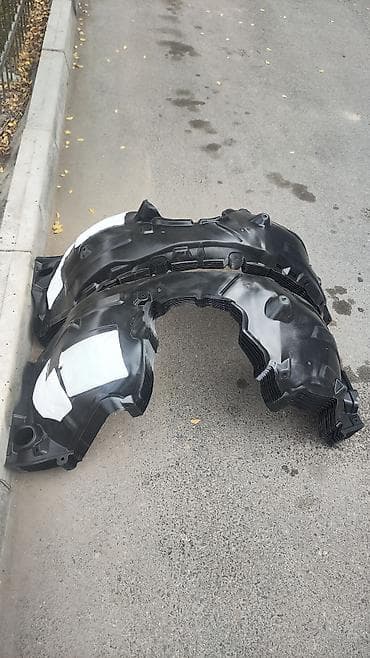 Дөңгөлөк жааларын коргугуч Алдыңкы оң Toyota, 2018 г., Жаңы, Аналог — 2