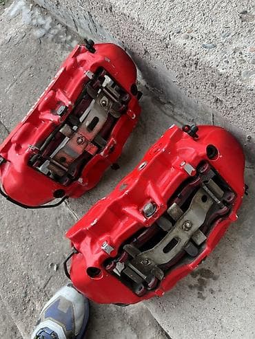 супор: Тормозной комплект Brembo (передняя ось) Состав: - Пара — 3