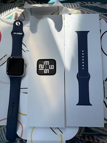 Apple Watch: Продаю срочно часы Apple Watch SE (Gen 2) 44 мм GPS В идеальном — 1
