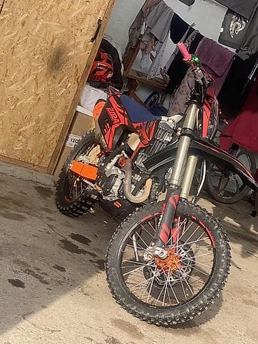 эрекс 300: Продаю Эндуро Champ CP300-C. Состояние идеальное - — 2