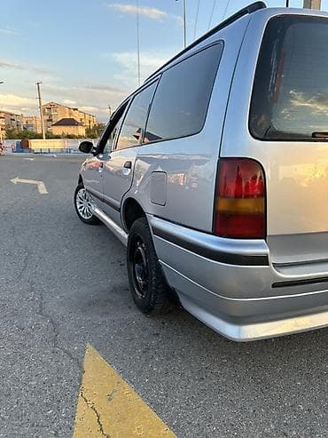 lexus 360: Nissan Sunny: 1995 г., 2 л, Механика, Дизель, Универсал — 5