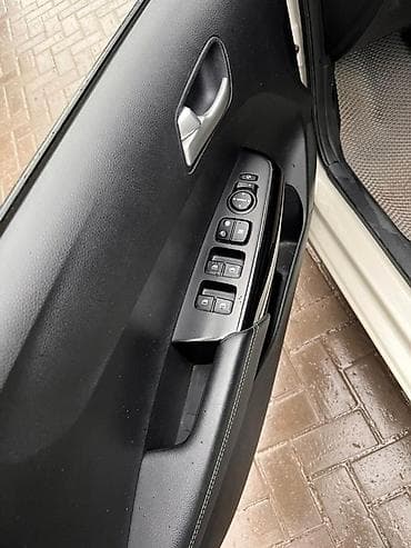 Продажа авто: Kia Sorento: 2018 г., Автомат, Кроссовер — 7